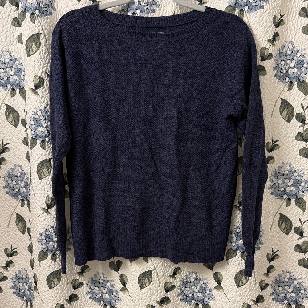 American Eagle Outfitters Navy Crew Neck Sweater